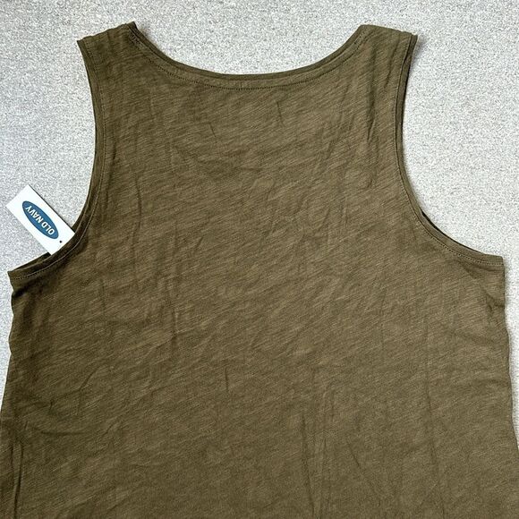 NWT Old Navy EveryWear Crewneck Relaxed Fit Tank Top in Army Green Small 4/6 - Picture 6 of 12